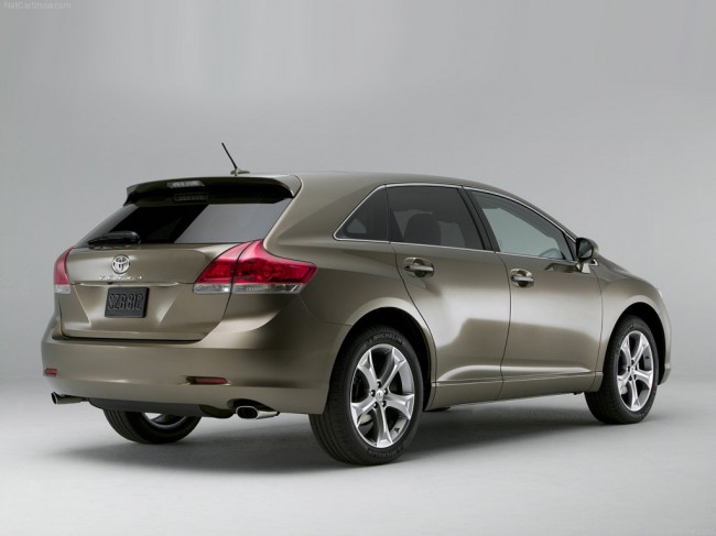 Кроссовер Toyota Venza может появиться в России Кроссовер Toyota Venza может появиться в России