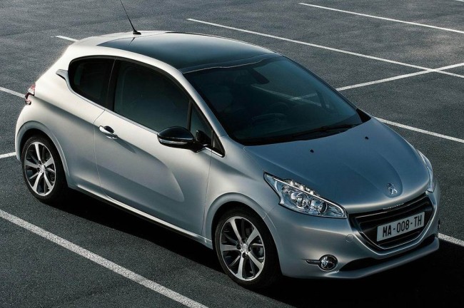 Опубликованы первые фото нового Peugeot 208 Опубликованы первые фото нового Peugeot 208