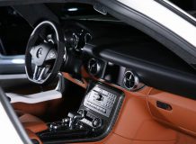 Тюнинг салона Мерседес SLS от Inden