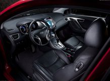 Фото салона Elantra Coupe