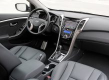 Салон Hyundai Elantra GT фото