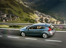 Фото новой Вольво V40