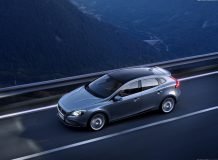 Фото Volvo V40 2012