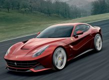 Ferrari F12 заказали уже около 360 человек