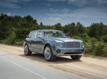 Внедорожник Bentley фото