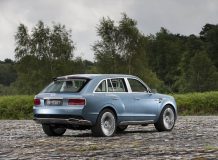 Фото внедорожника от Bentley
