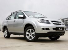 Фото BYD S6
