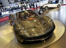 Фото Pagani Huayra Carbon Edition