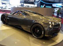 Pagani Huayra Carbon Edition в Женеве