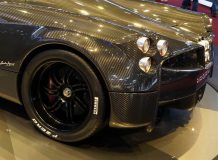 Pagani Huayra в версии Carbon Edition