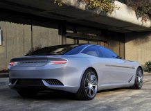 Гибридный седан Pininfarina Cambiano
