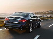 Фото Intiniti Q70 L
