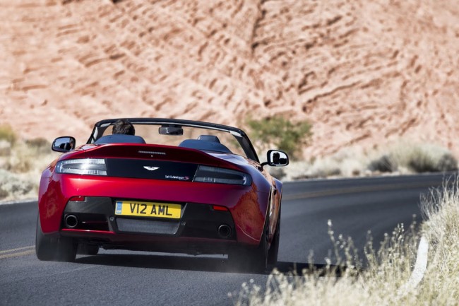 Астон мартин v12 vantage