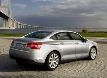 Седан Citroen C5 (X7) фото