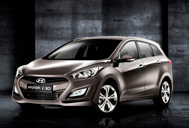 Hyundai i30 Wagon фото Hyundai i30 Wagon фото