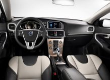 Фото салона Volvo V40 Cross Country