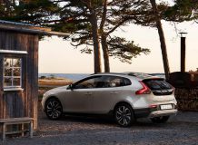 Volvo V40 Cross Country 2017 фото