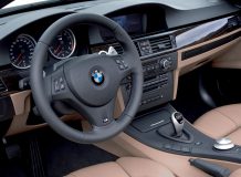 Интерьер BMW M3 (E93) фото