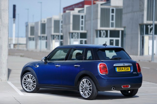 MINI Cooper D 5-дверный MINI Cooper D 5-дверный