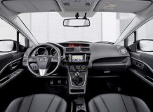 Салон Mazda 5 2015 фото