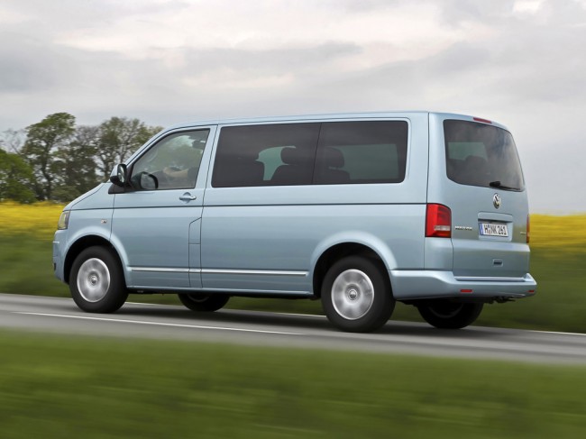 Фото минивена VW Multivan T5 Фото минивена VW Multivan T5