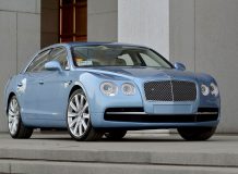 Новый Bentley Flying Spur фото