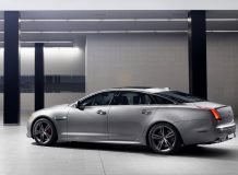 Фото нового Jaguar XJR 2016