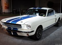 Фото Ford Mustang Shelby GT350