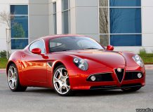 Alfa Romeo 8C