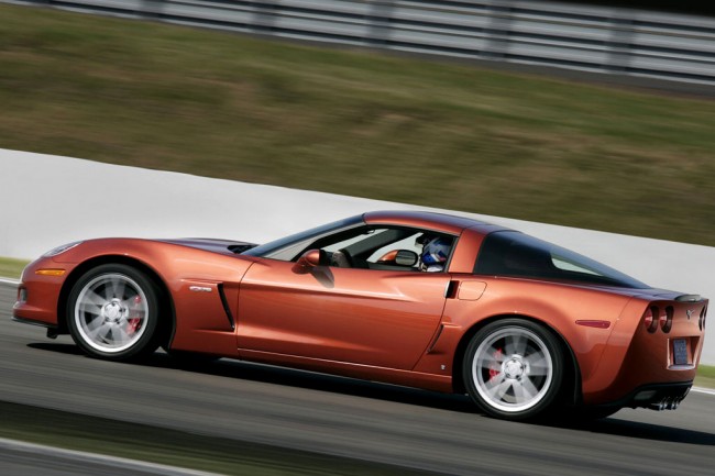 Chevrolet corvette c6 характеристики