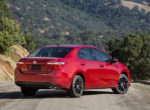 Американская Toyota Corolla 2015