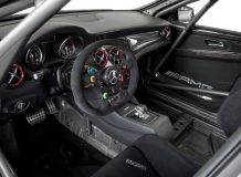 Фото салона Mercedes CLA 45 AMG Racing Series