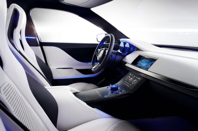 Фото салона Jaguar C-X17 Concept Фото салона Jaguar C-X17 Concept