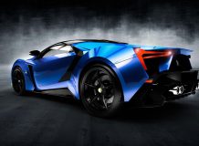 Фото W Motors SuperSport