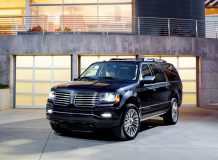 Фото Lincoln Navigator 3 после рестайлинга