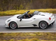 Новая Alfa Romeo 4C Spider 2017
