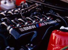 Двигатель V12 на BMW 8 E31