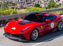 Ferrari F12 TRS фото