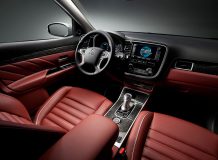 Фото салона Outlander PHEV Concept-S