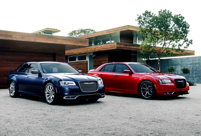 Обновленный седан Chrysler 300 2015 Обновленный седан Chrysler 300 2015