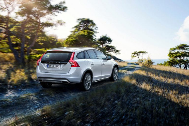 Вольво кросс кантри v60