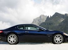 Автомобиль Мазерати GranTurismo