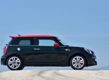 MINI John Cooper Works в новом кузове