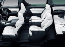 Интерьер Тойоты Alphard 3