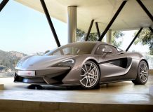 Автомобиль McLaren 570S