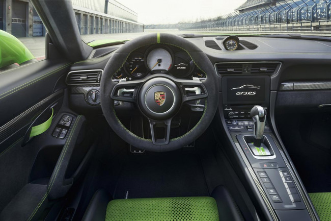 Салон Порше 911 GT3 RS Салон Порше 911 GT3 RS