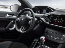 Фото салона Пежо 308 GTi