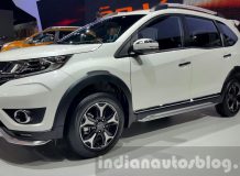 Фото новой Honda BR-V