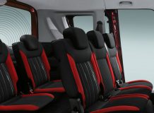 Интерьер пассажирского Fiat Doblo II
