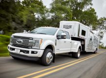 Форд F-450 Super Duty 2016 фото